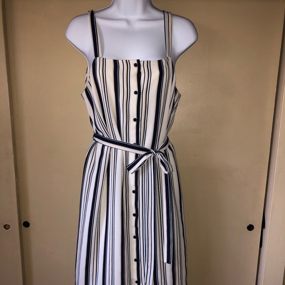 White and navy button down dress - Picture 1 of 2